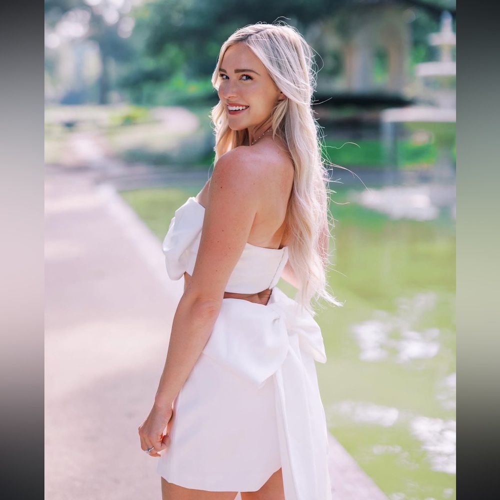 White 2-Piece Skirt Set with Bow for the Bride-to-be